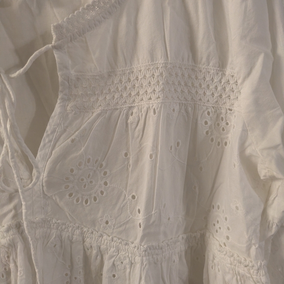 Susina White Eyelet Blouse - Picture 4 of 7